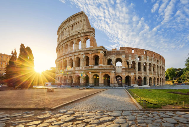 Xin visa đi Ý mất bao lâu? 4 Vẻ đẹp cổ kính, trầm mặc của các công trình kiến trúc