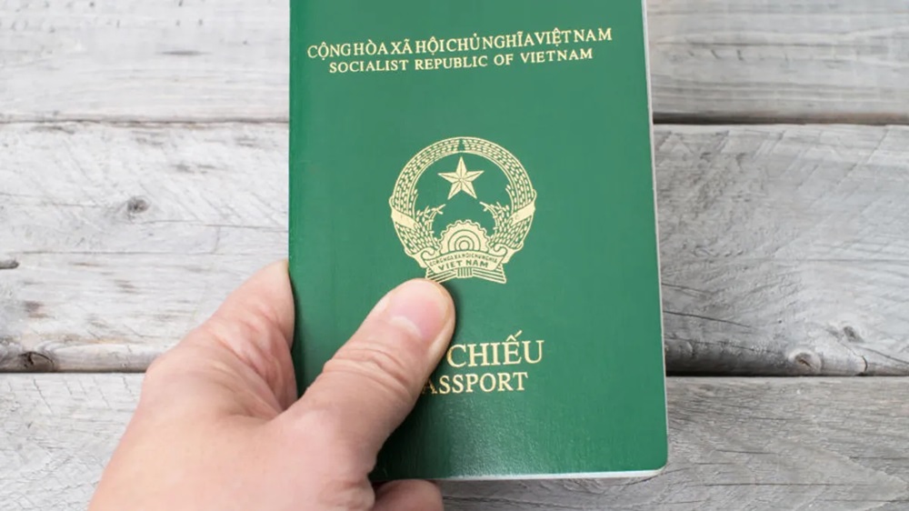 Bao Nhiêu Tuổi Được Làm Hộ Chiếu Riêng