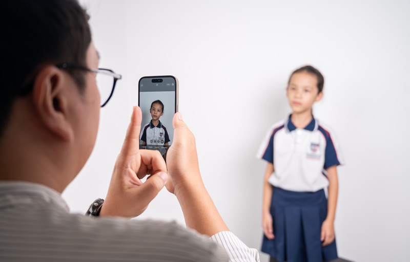 Quy Định Chụp Ảnh Hộ Chiếu 2026 theo tiêu chuẩn ICAO 3 ảnh chụp làm hộ chiếu online tại nhà